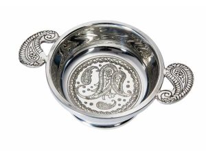 Pewter quaich with Paisley design