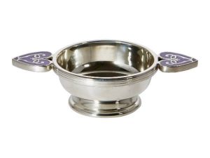 Quaich with heart shaped handles standard lilac